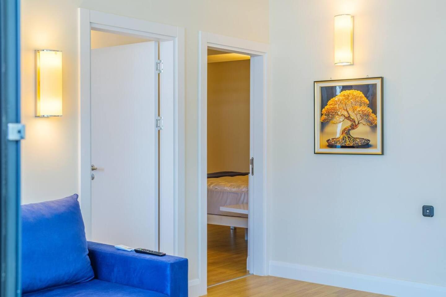 Luxury Orbi City Sea View Aparthotel บาทูมิ ภายนอก รูปภาพ