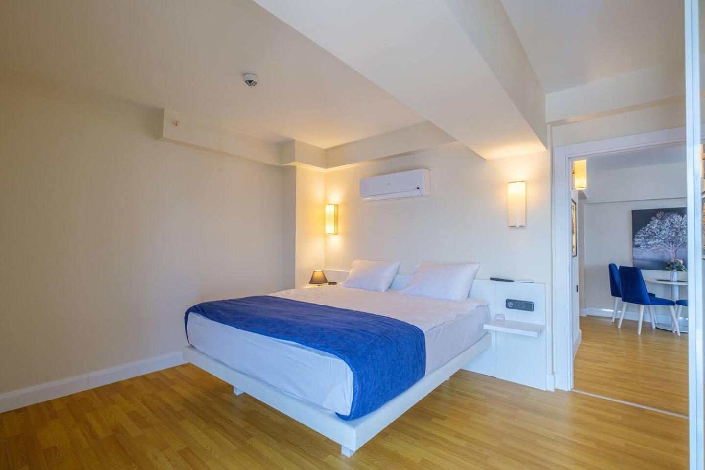 Luxury Orbi City Sea View Aparthotel บาทูมิ ภายนอก รูปภาพ