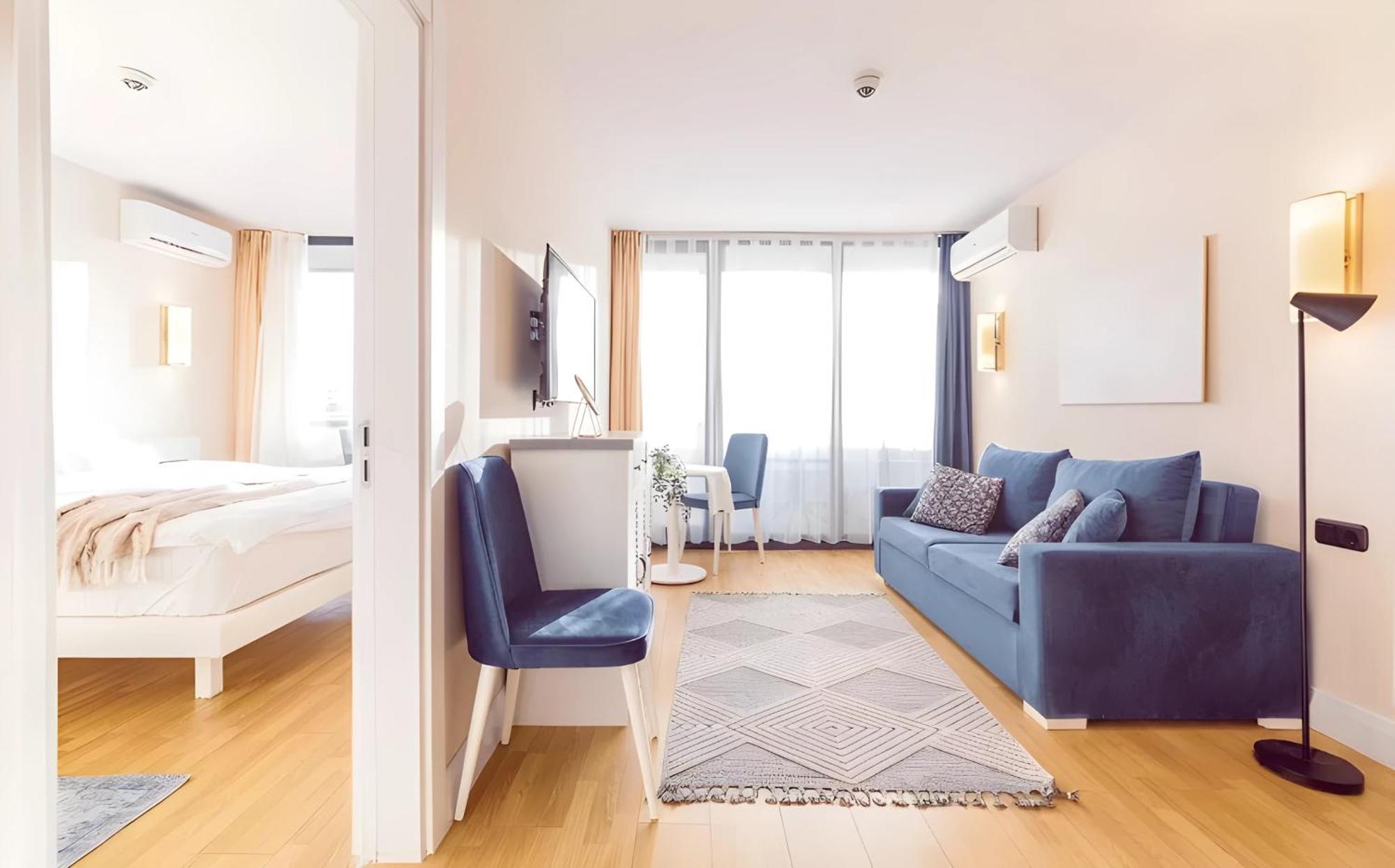 Luxury Orbi City Sea View Aparthotel บาทูมิ ภายนอก รูปภาพ